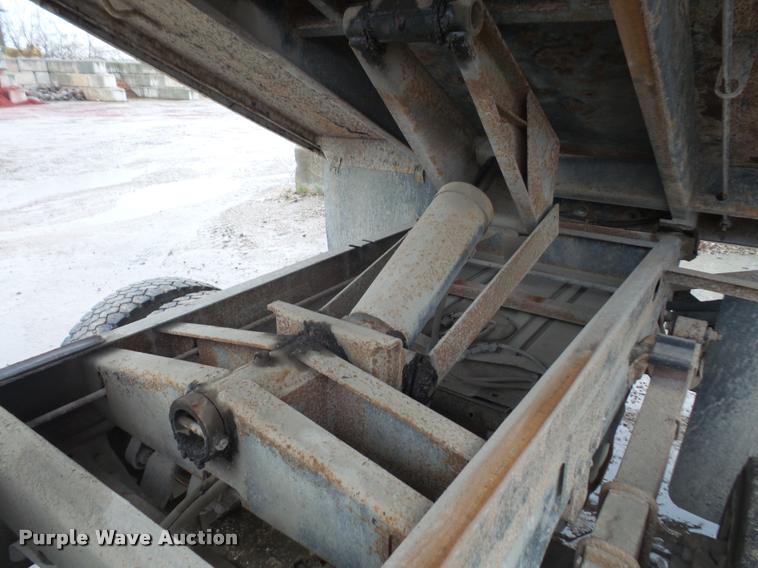 image for item DA8040 2005 Ford F450 dump truck