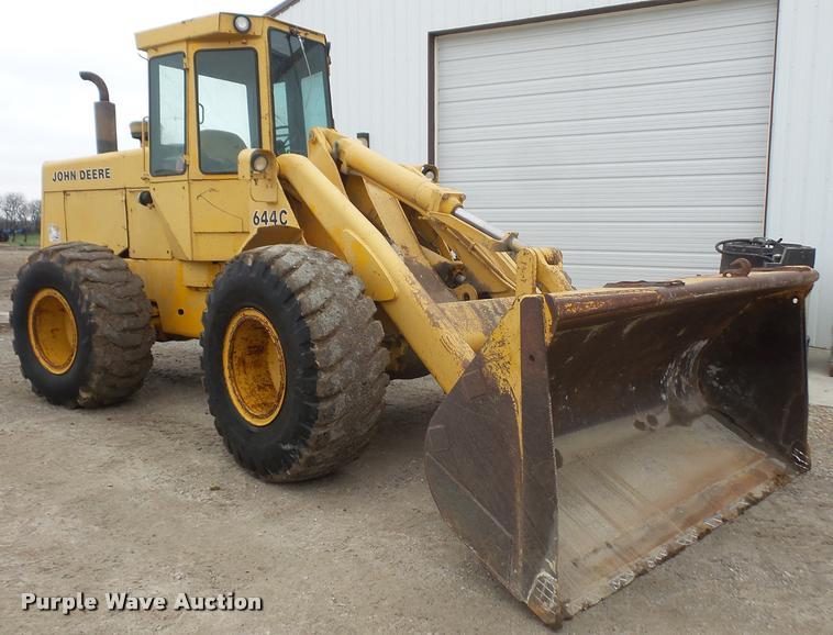 image for item DA8049 1984 John Deere 644C wheel loader
