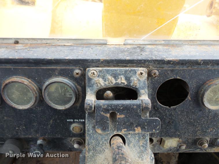 image for item DA8049 1984 John Deere 644C wheel loader