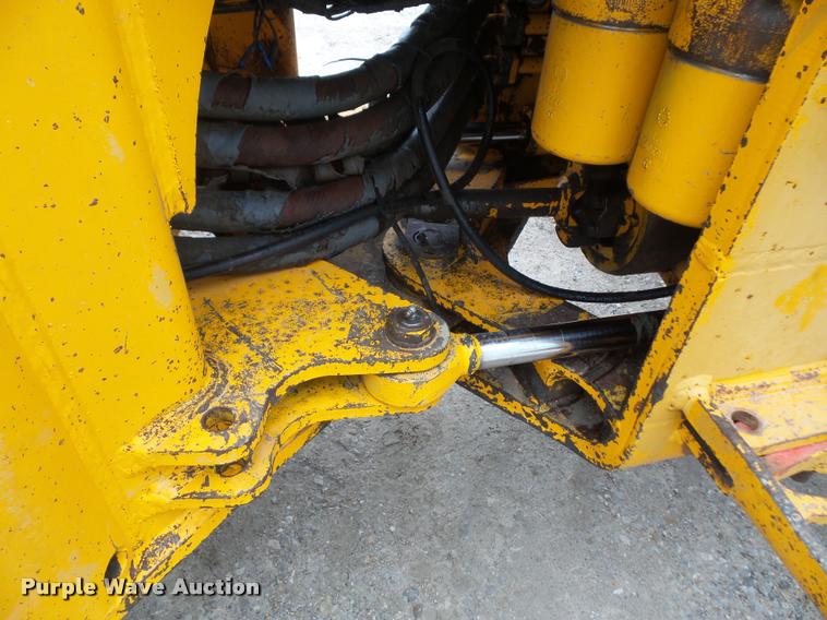 image for item DA8049 1984 John Deere 644C wheel loader