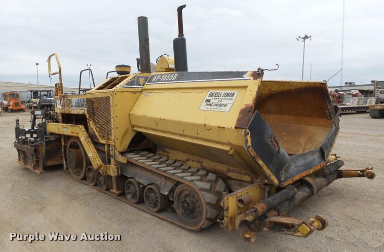 image for item DB0141 1999 Caterpillar AP-1055B paver