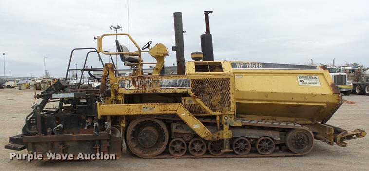 image for item DB0141 1999 Caterpillar AP-1055B paver