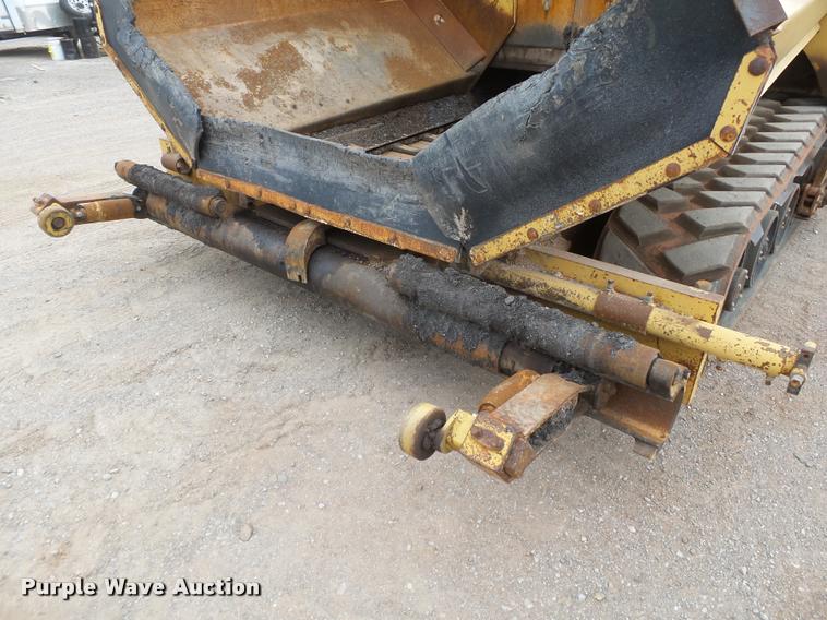 image for item DB0141 1999 Caterpillar AP-1055B paver