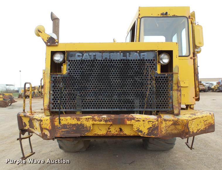 image for item DB0142 1989 Caterpillar 615C elevating scraper