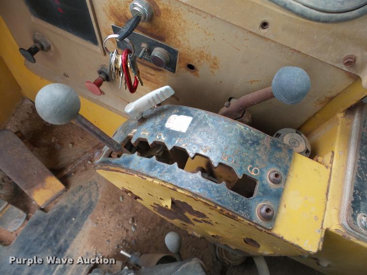 image for item DB0142 1989 Caterpillar 615C elevating scraper