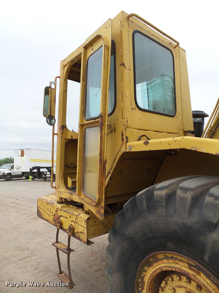 image for item DB0142 1989 Caterpillar 615C elevating scraper