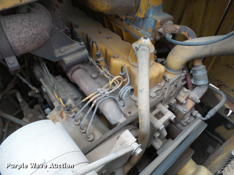 image for item DB0142 1989 Caterpillar 615C elevating scraper