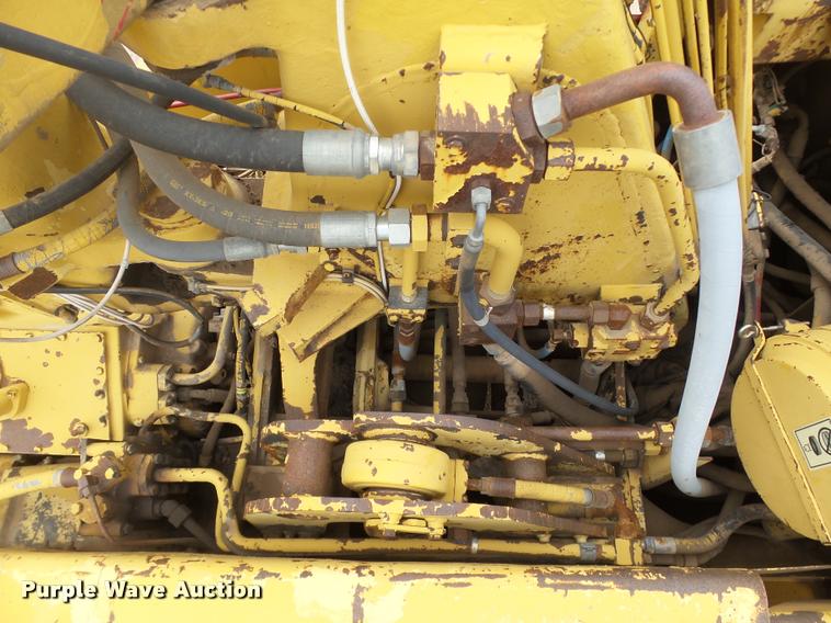 image for item DB0142 1989 Caterpillar 615C elevating scraper