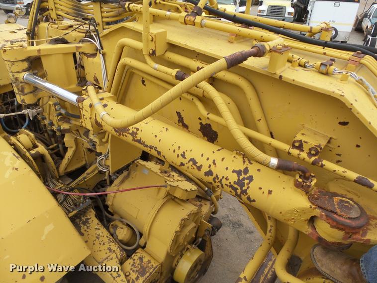 image for item DB0142 1989 Caterpillar 615C elevating scraper