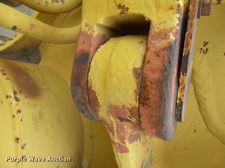 image for item DB0142 1989 Caterpillar 615C elevating scraper