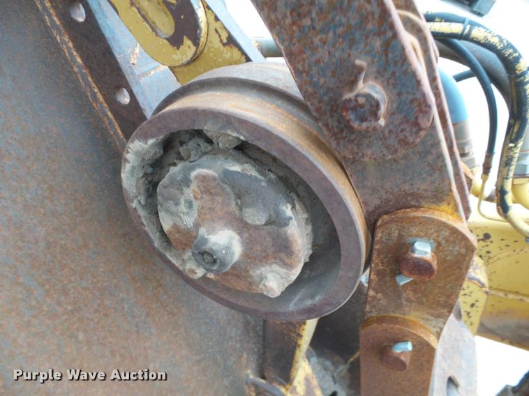 image for item DB0142 1989 Caterpillar 615C elevating scraper