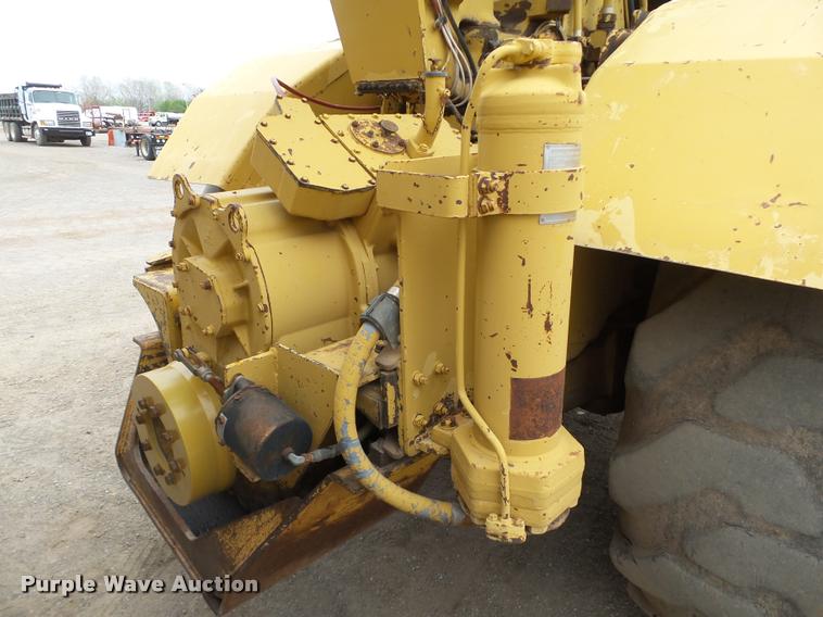 image for item DB0142 1989 Caterpillar 615C elevating scraper