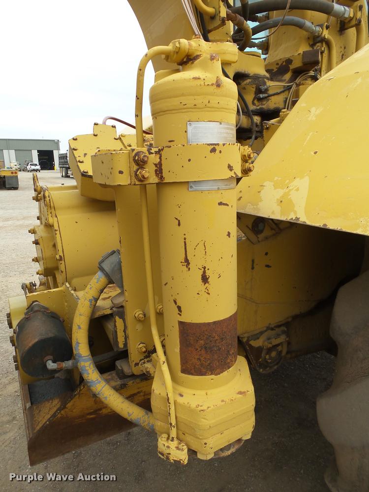 image for item DB0142 1989 Caterpillar 615C elevating scraper