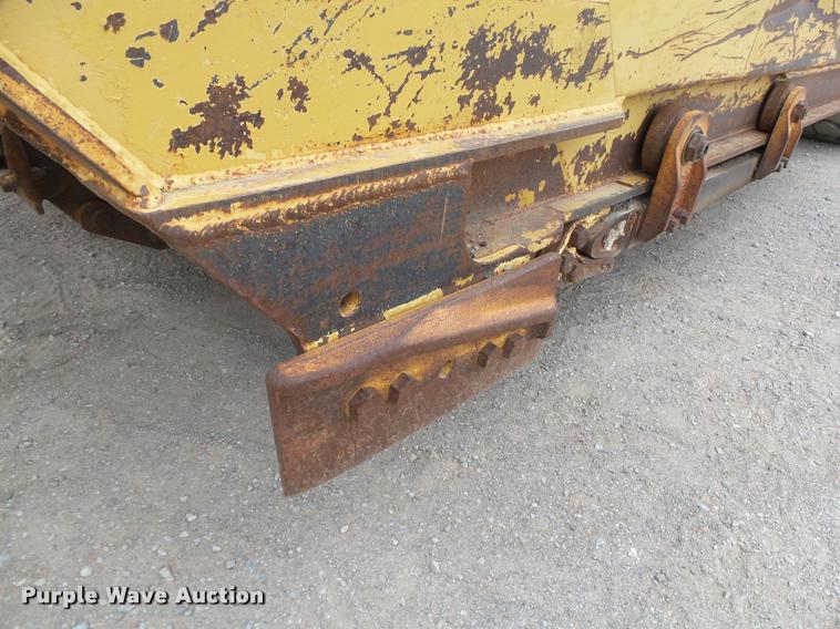 image for item DB0142 1989 Caterpillar 615C elevating scraper