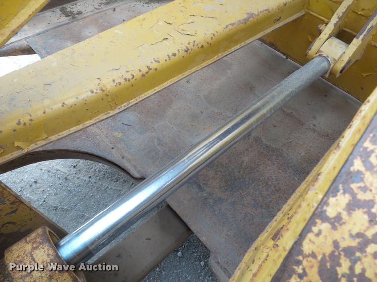 image for item DB0142 1989 Caterpillar 615C elevating scraper