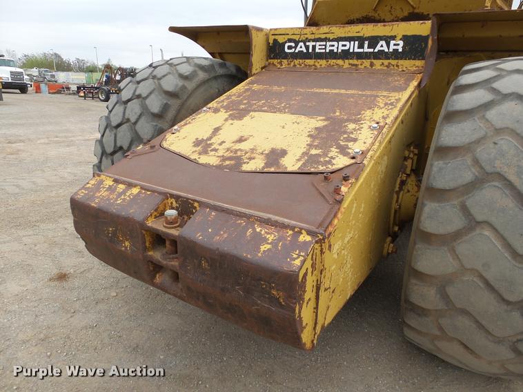 image for item DB0142 1989 Caterpillar 615C elevating scraper