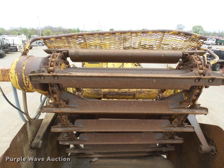 image for item DB0142 1989 Caterpillar 615C elevating scraper
