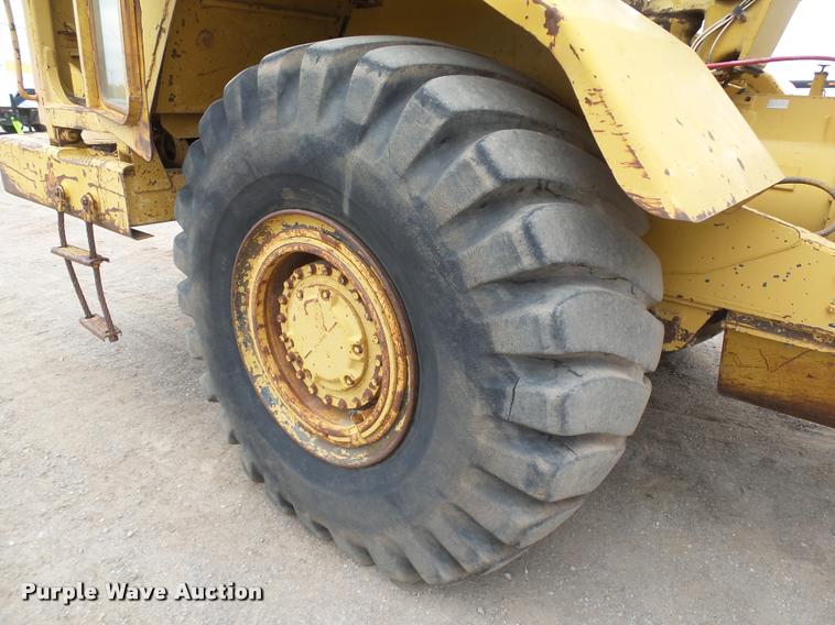 image for item DB0142 1989 Caterpillar 615C elevating scraper