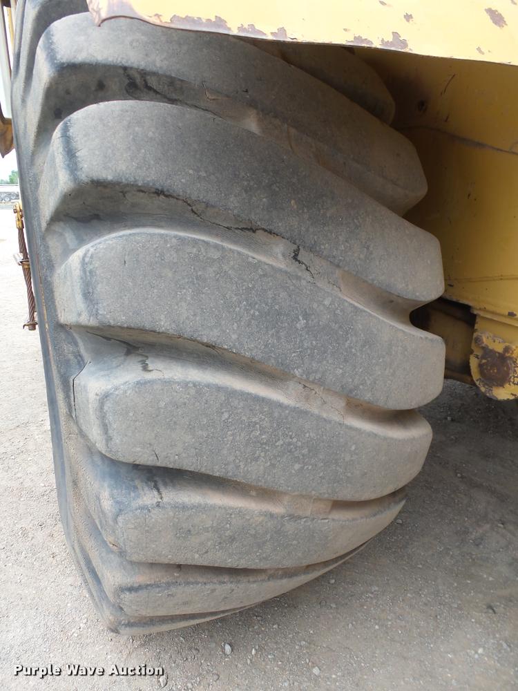 image for item DB0142 1989 Caterpillar 615C elevating scraper