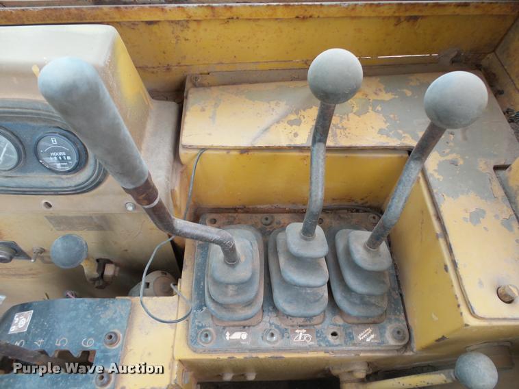 image for item DB0143 1989 Caterpillar 615C elevating scraper