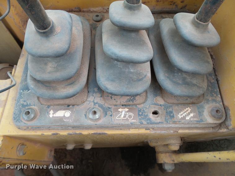 image for item DB0143 1989 Caterpillar 615C elevating scraper