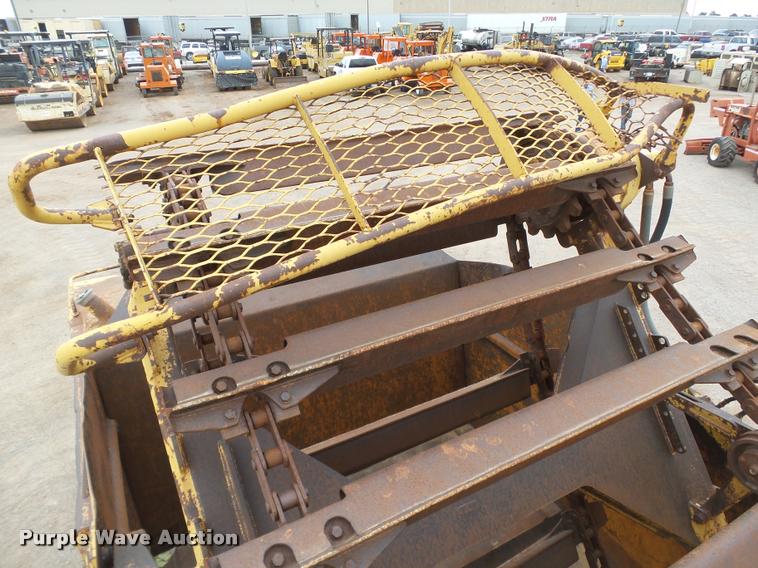 image for item DB0143 1989 Caterpillar 615C elevating scraper