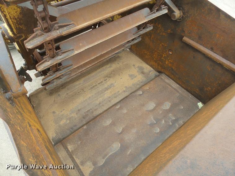 image for item DB0143 1989 Caterpillar 615C elevating scraper