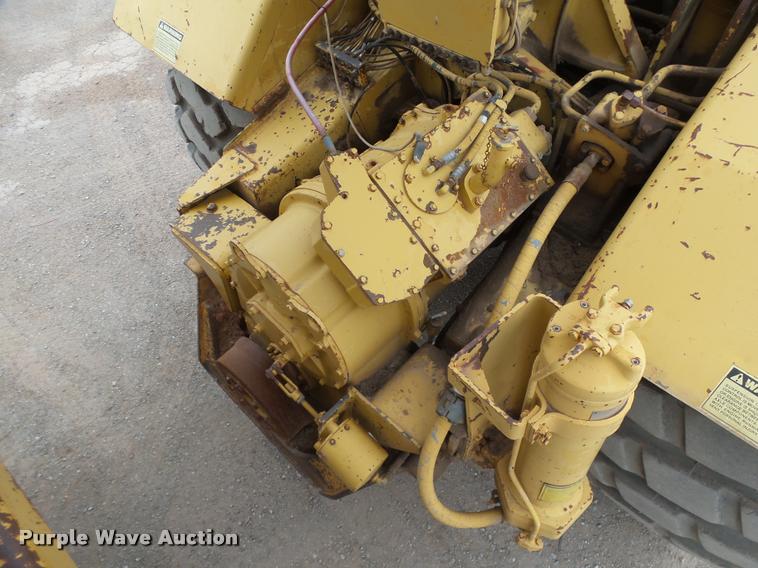 image for item DB0143 1989 Caterpillar 615C elevating scraper