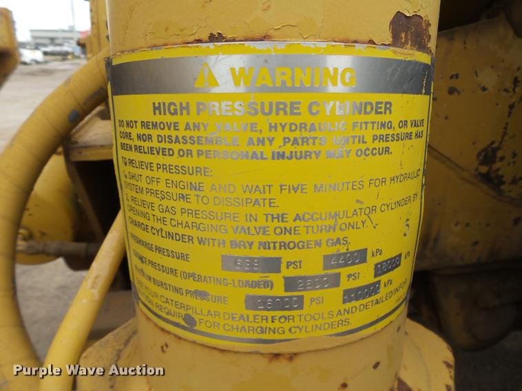 image for item DB0143 1989 Caterpillar 615C elevating scraper