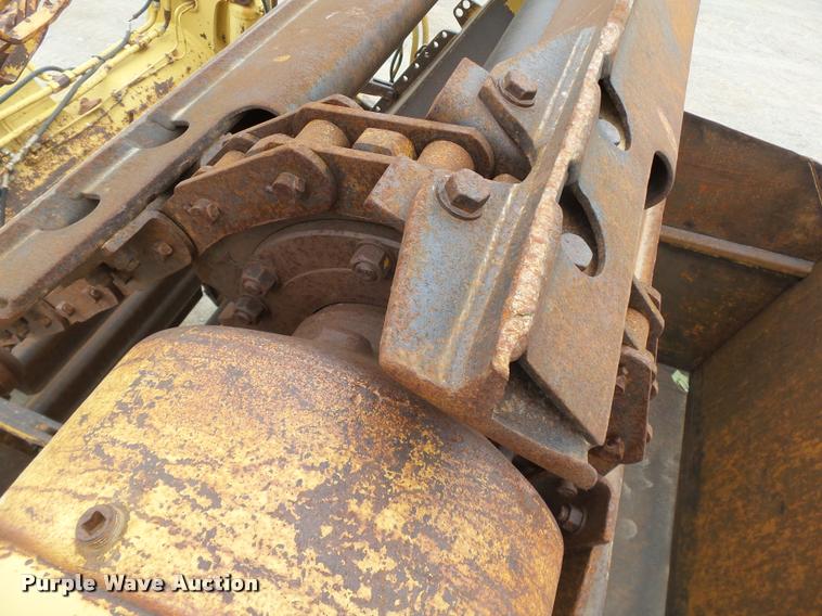 image for item DB0143 1989 Caterpillar 615C elevating scraper