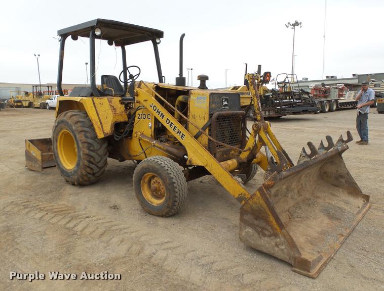 image for item DB0144 1986 John Deere 210C landscape tractor