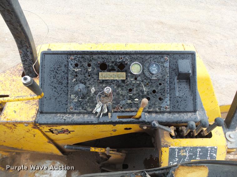 image for item DB0144 1986 John Deere 210C landscape tractor