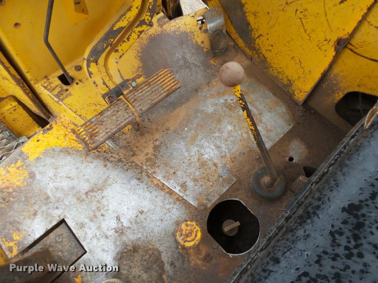 image for item DB0144 1986 John Deere 210C landscape tractor