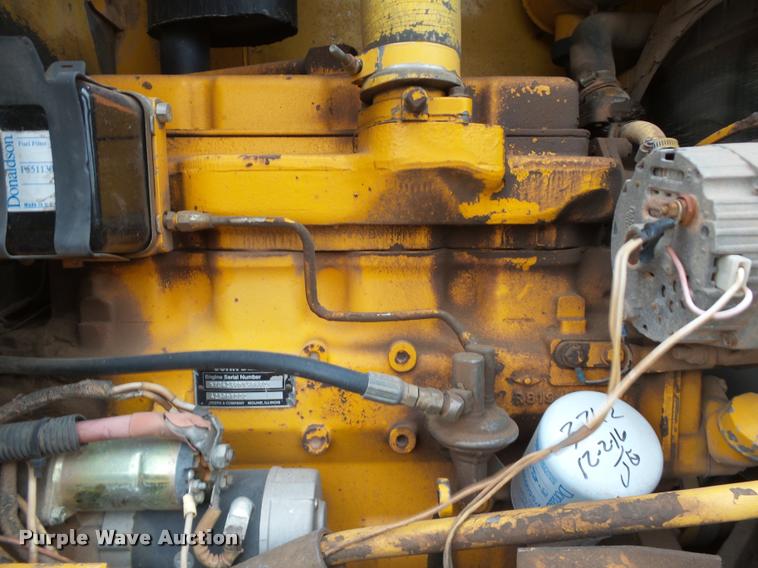 image for item DB0144 1986 John Deere 210C landscape tractor