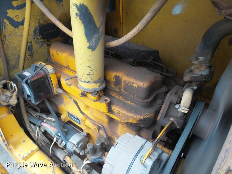 image for item DB0144 1986 John Deere 210C landscape tractor