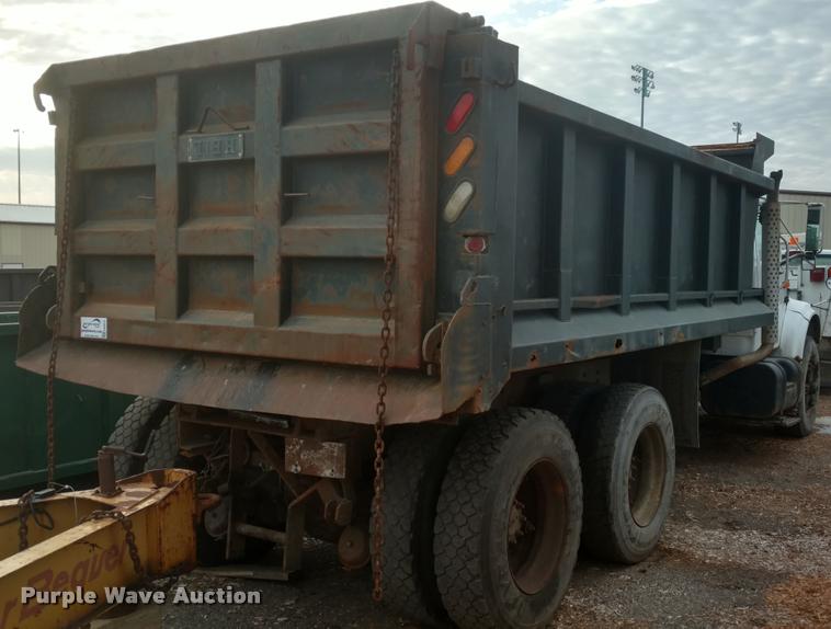 image for item DB0874 1997 International 4900 dump truck