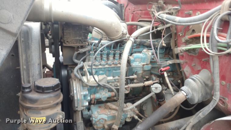 image for item DB0874 1997 International 4900 dump truck