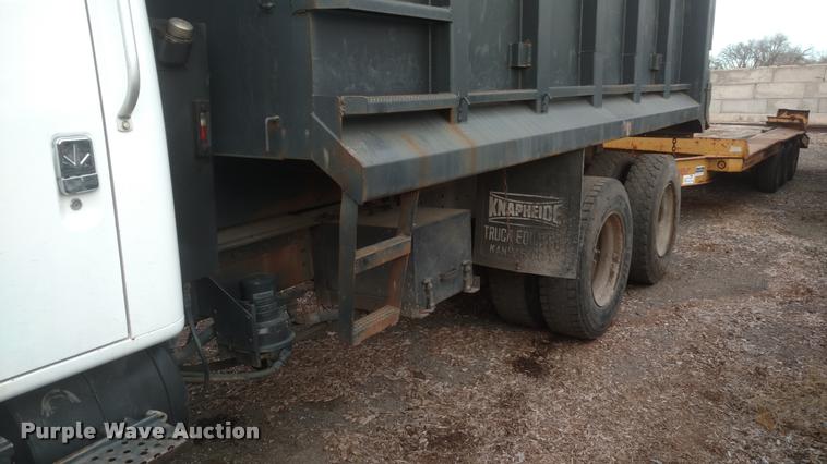 image for item DB0874 1997 International 4900 dump truck