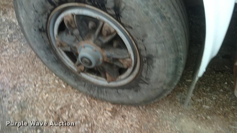 image for item DB0874 1997 International 4900 dump truck