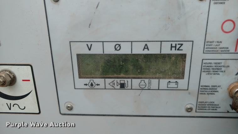 image for item DB0884 2005 Genie S60 boom lift