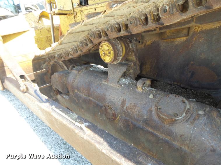 image for item DB1293 Caterpillar D7H Series II dozer