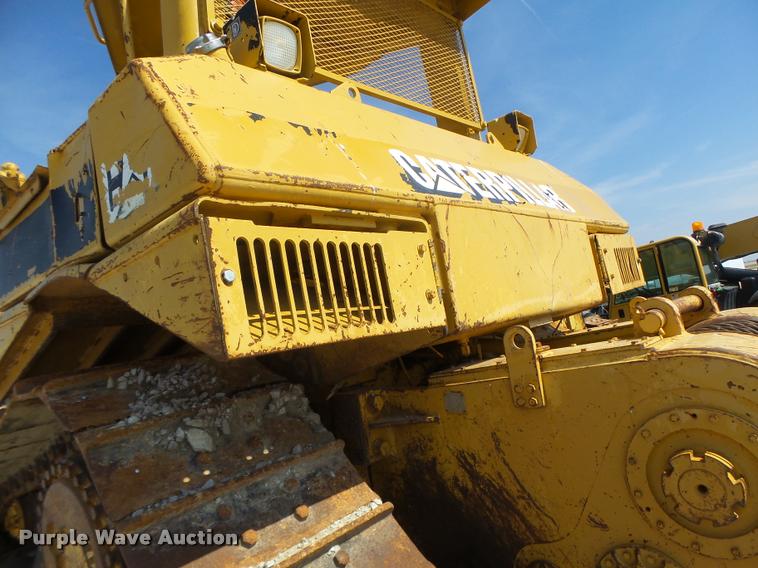 image for item DB1293 Caterpillar D7H Series II dozer