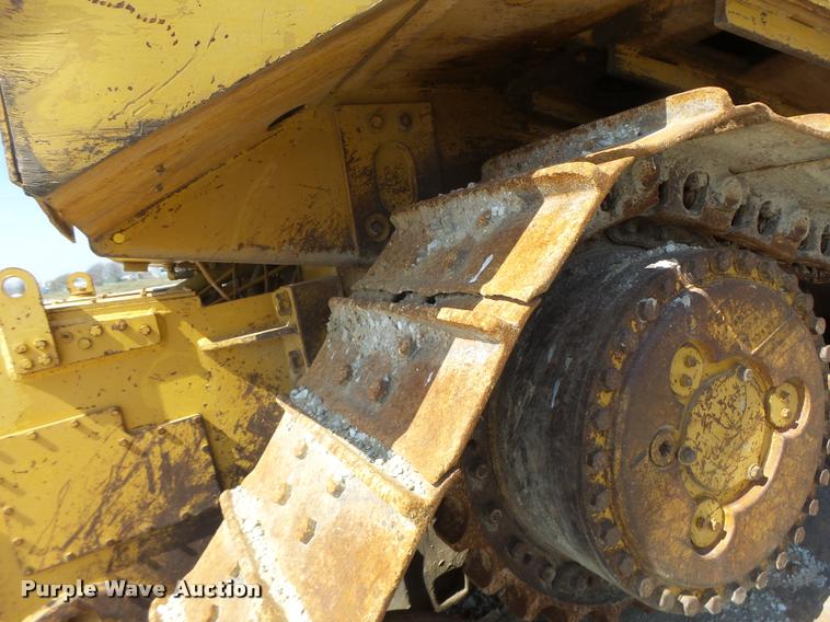 image for item DB1293 Caterpillar D7H Series II dozer