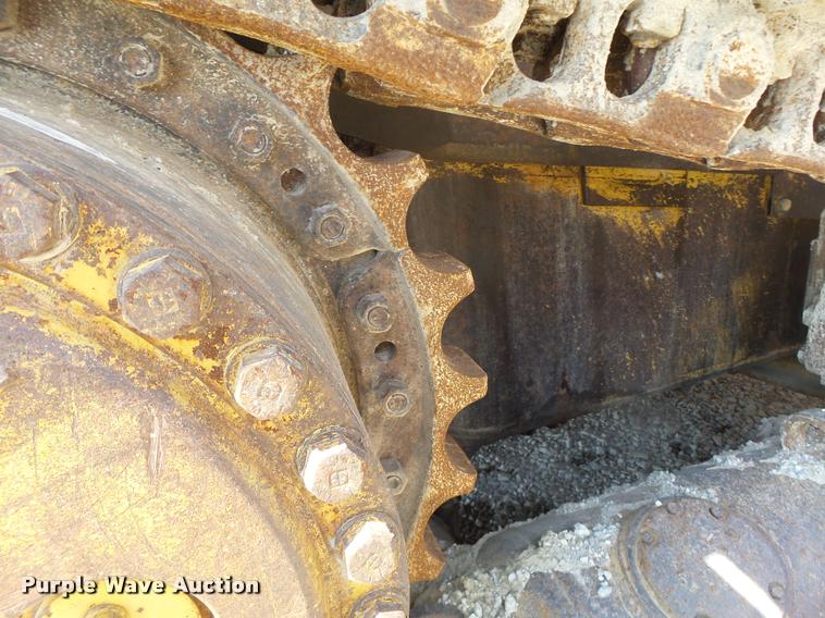 image for item DB1293 Caterpillar D7H Series II dozer