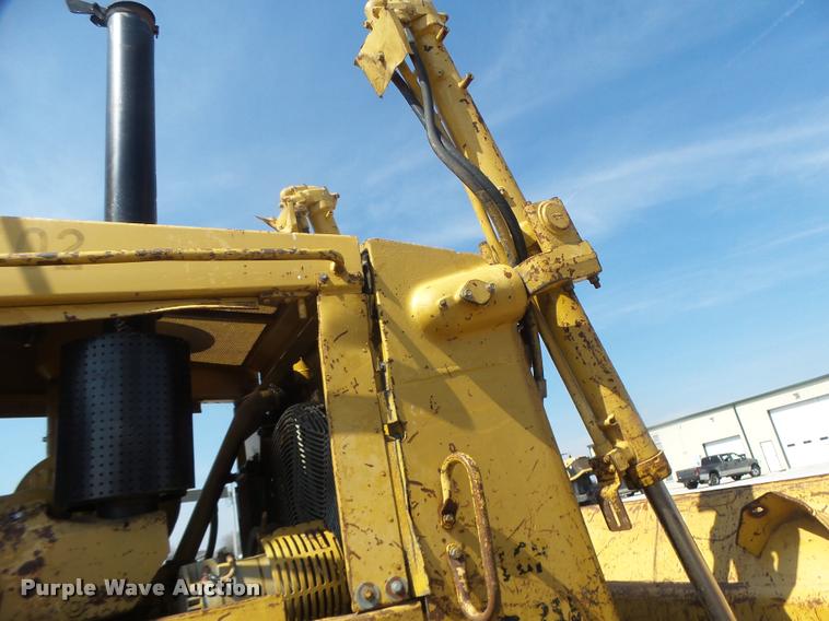 image for item DB1293 Caterpillar D7H Series II dozer