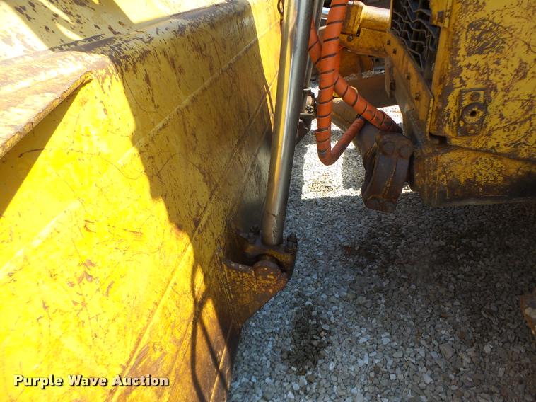 image for item DB1293 Caterpillar D7H Series II dozer