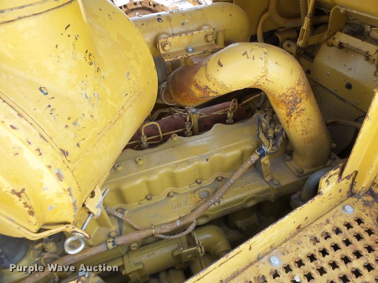 image for item DB1293 Caterpillar D7H Series II dozer