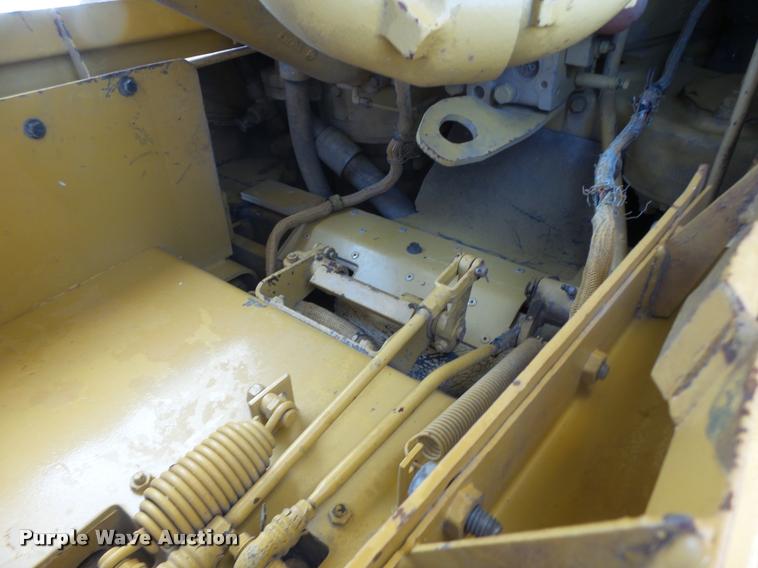 image for item DB1293 Caterpillar D7H Series II dozer