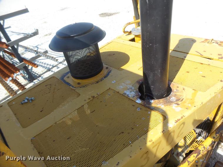 image for item DB1293 Caterpillar D7H Series II dozer