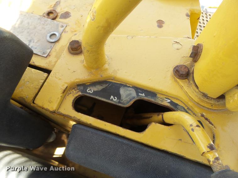 image for item DB1293 Caterpillar D7H Series II dozer